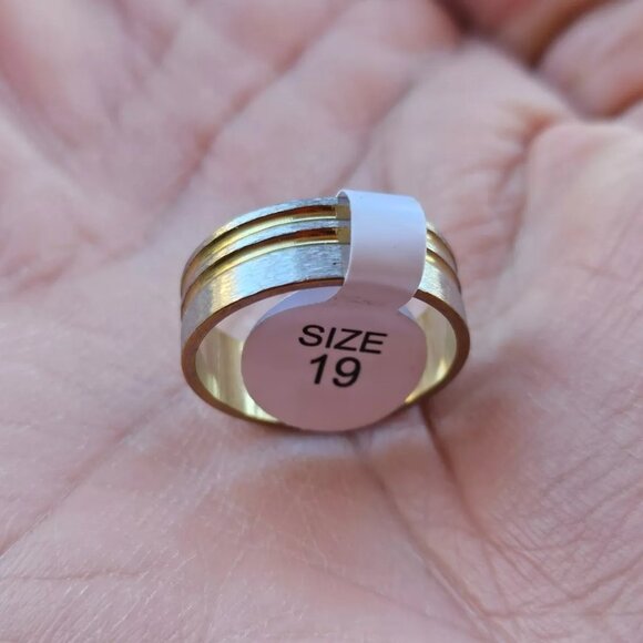 Fashion Ring Unisex Ring Band Silver Tone Fashion Jewlry Size 9 NWT - Picture 9 of 13